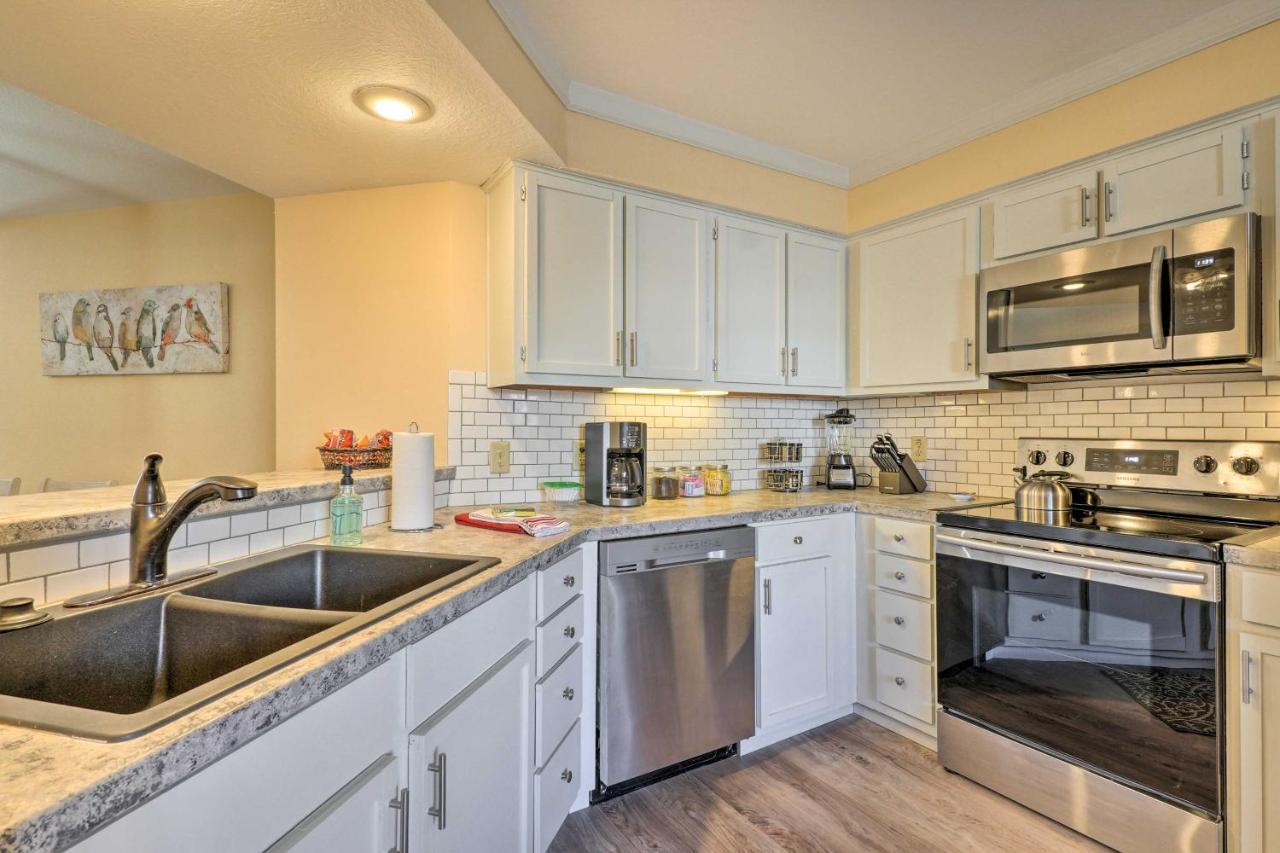 Walk-In Condo At Pointe Royal Resort With King Beds! Branson Kültér fotó